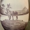 Vase D'Argental thème Nil avec pyramides, palmiers et chameau Ref DAR748 – Image 4