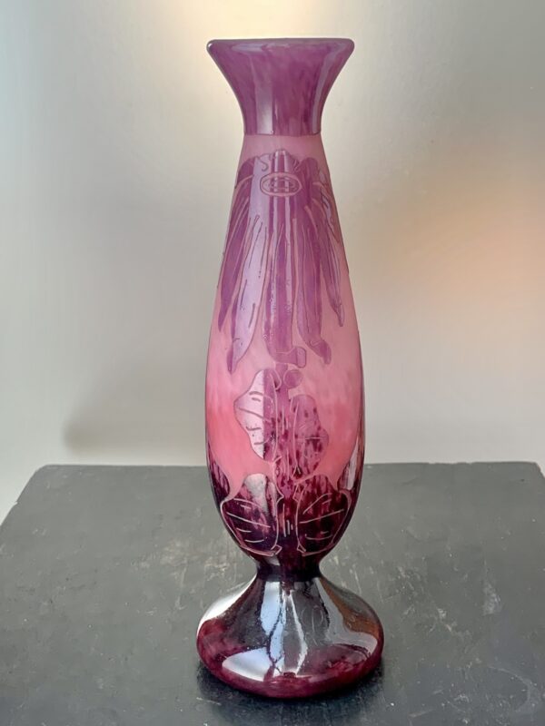 Très élégant vase Le Verre Français série Dahlias Ref LVF310 – Image 5