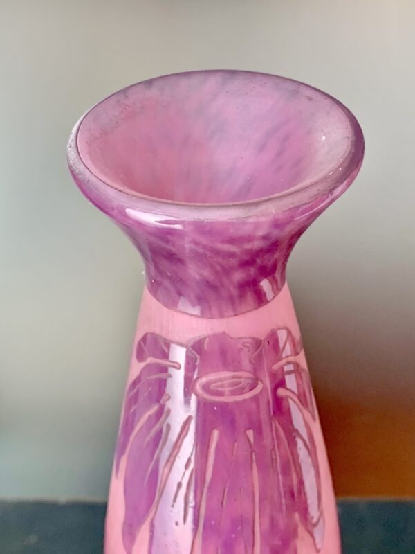 Très élégant vase Le Verre Français série Dahlias Ref LVF310 – Image 4