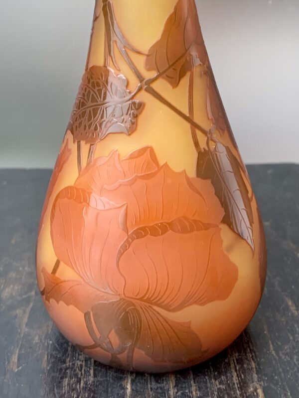 Très élégant vase D'Argental au superbe décor de roses Ref DAR329 – Image 4