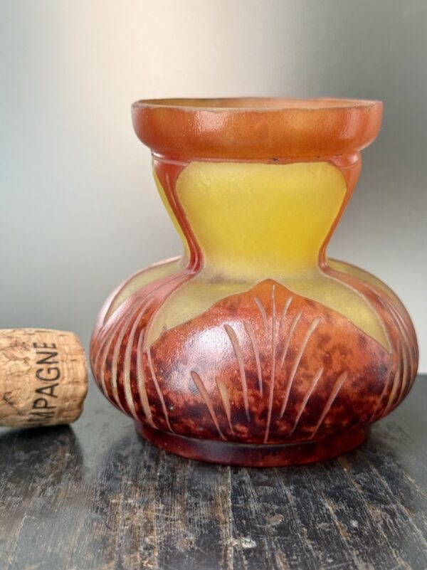 Mini vase Le Verre Français série Feuilles De Tabac Ref LVF365