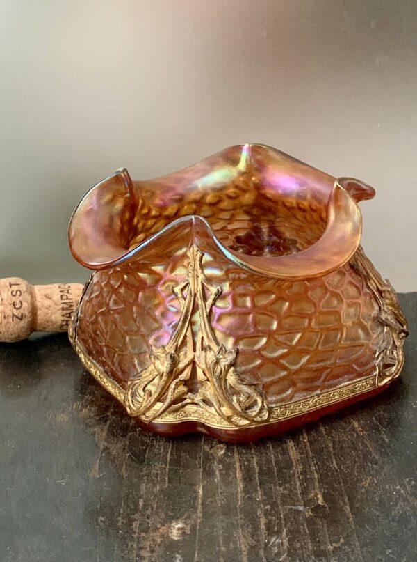 Superbe coupe irisée de Pallme König avec monture Jugendstil Ref PLK370