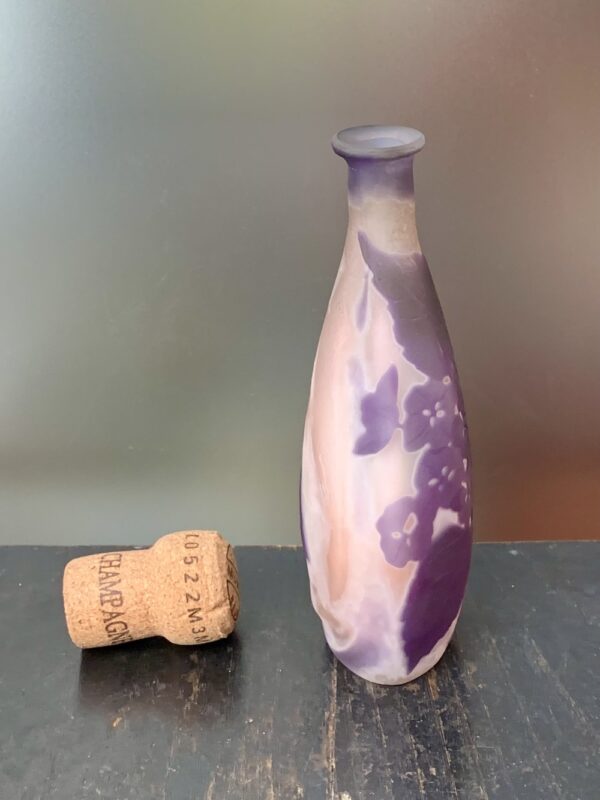 Très beau vase d'Emile Gallé japonisant aux Hortensias Ref GAL362 – Image 4
