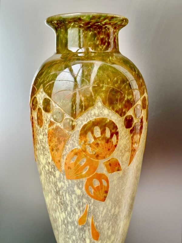 Majestueux grand vase Le Verre Français modèle Coqueret Ref LVF417 – Image 3