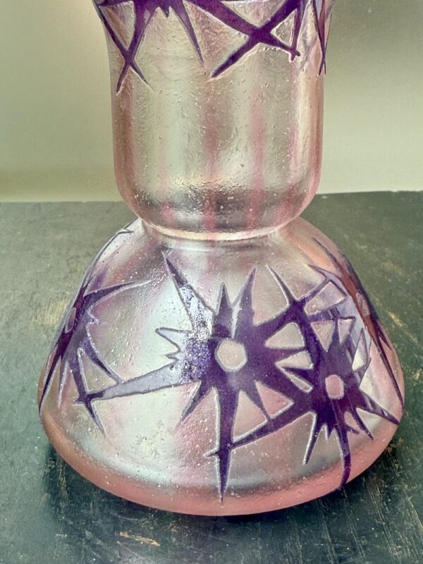 Séduisant vase Le Verre Français série Etoiles au col étoilé Ref LVF415 – Image 3