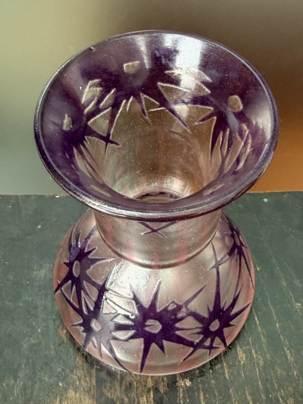Séduisant vase Le Verre Français série Etoiles au col étoilé Ref LVF415 – Image 4