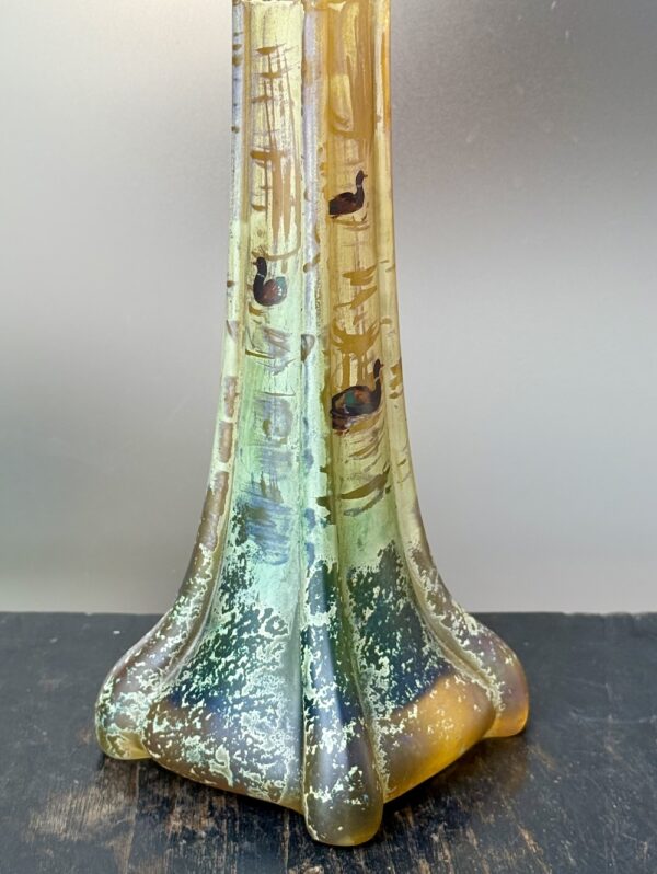 Rare grand vase Beyermann & Co au décor lacustre aux canards Ref BEY422 – Image 4