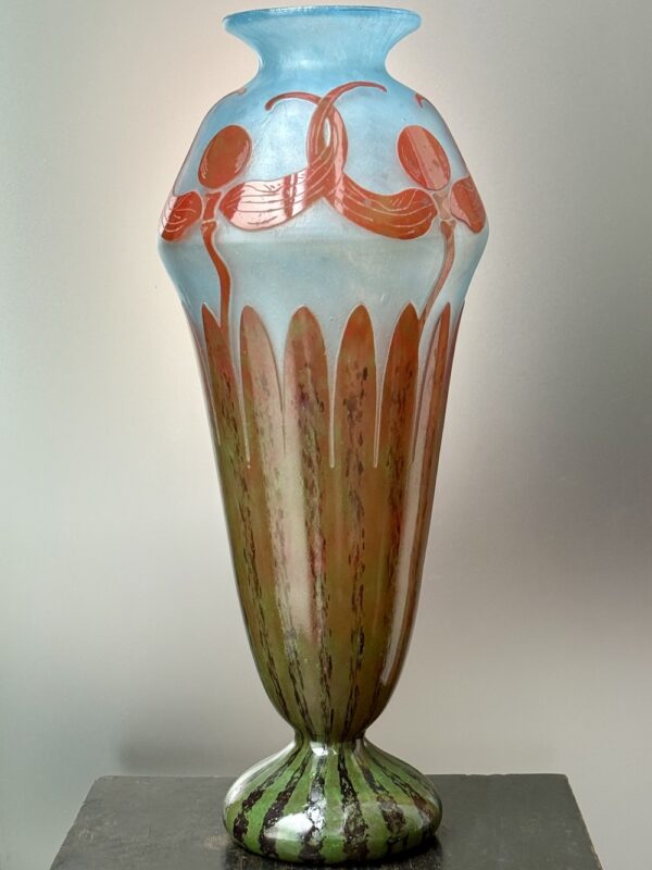 Majestueux et sublime vase géant Le Verre Français série Libellules Ref LVF453 – Image 4