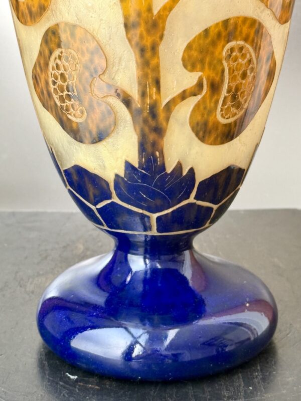 Superbe vase Le Verre Français série Figues aux couleurs chaleureuses Ref LVF445 – Image 3