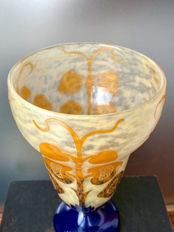 Superbe vase Le Verre Français série Figues aux couleurs chaleureuses Ref LVF445 – Image 4