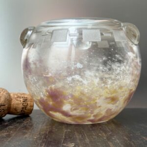 Etonnant vase boule Schneider futuriste aux cabochons Ref SCH443