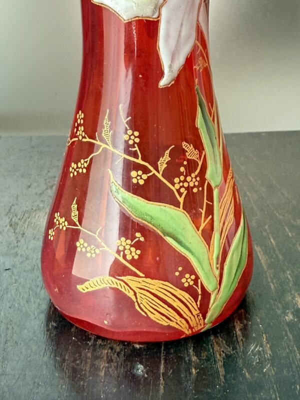 Beau vase Legras série Grenadine au décor de Lys Ref L444 – Image 4